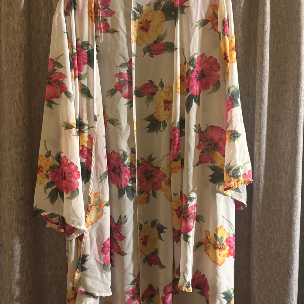 DNA couture Cream Kimono with Pink & Yellow Floral Accents